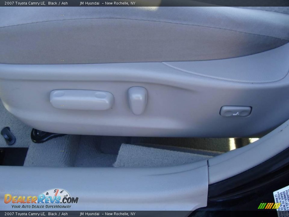 2007 Toyota Camry LE Black / Ash Photo #9