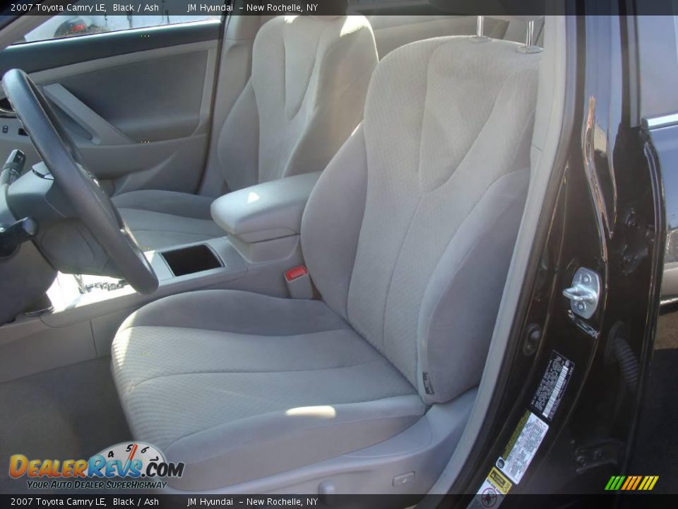 2007 Toyota Camry LE Black / Ash Photo #10