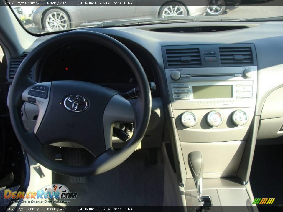 2007 Toyota Camry LE Black / Ash Photo #14