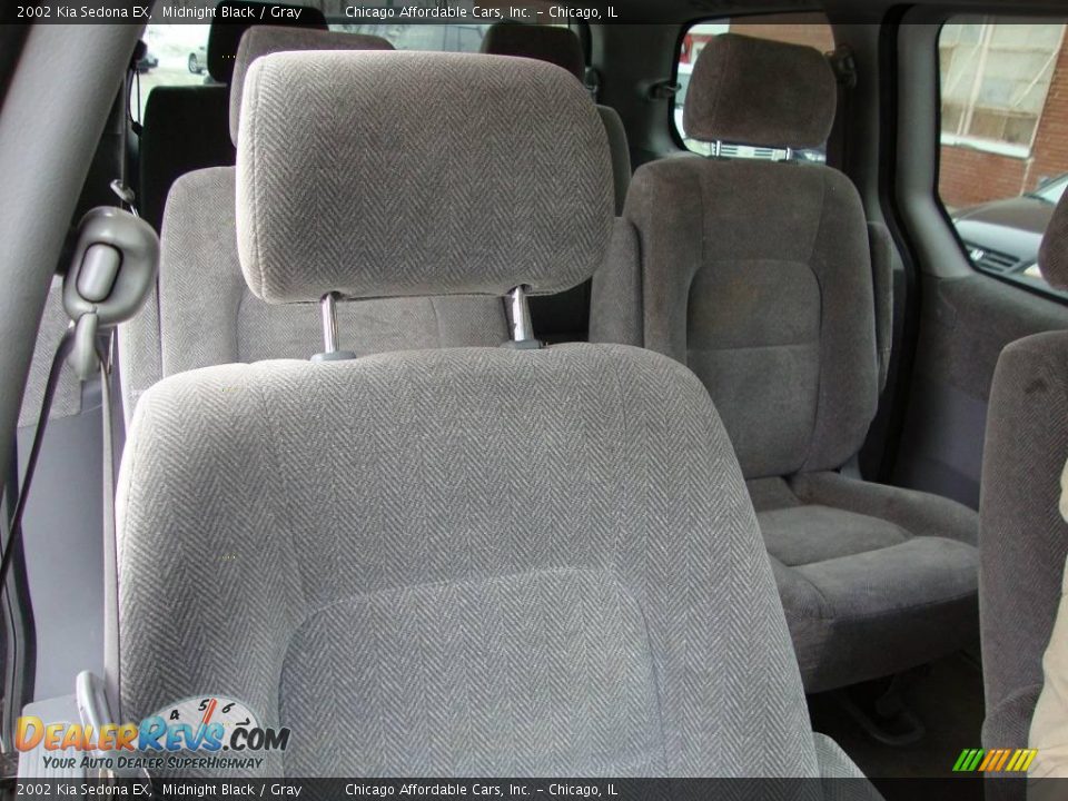 2002 Kia Sedona EX Midnight Black / Gray Photo #10