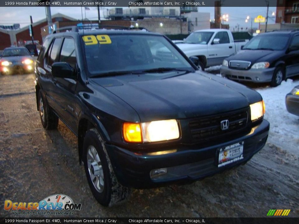 1999 Honda Passport EX 4WD Huntsman Green Mica / Gray Photo #3