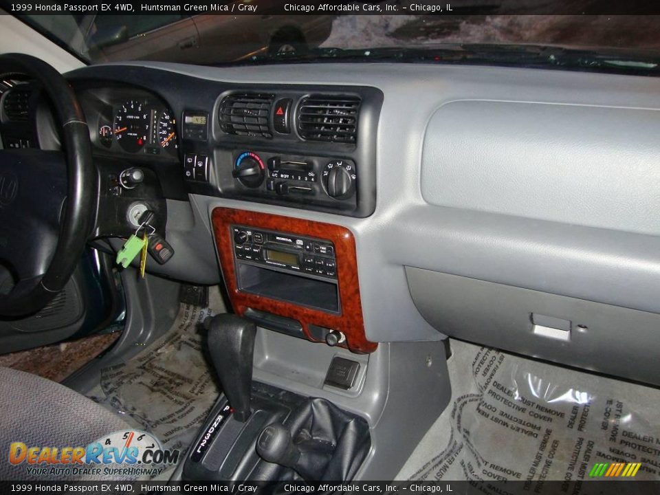 1999 Honda Passport EX 4WD Huntsman Green Mica / Gray Photo #10