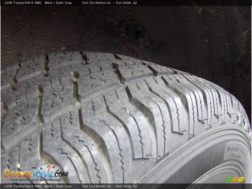 1998 Toyota RAV4 4WD White / Dark Gray Photo #11