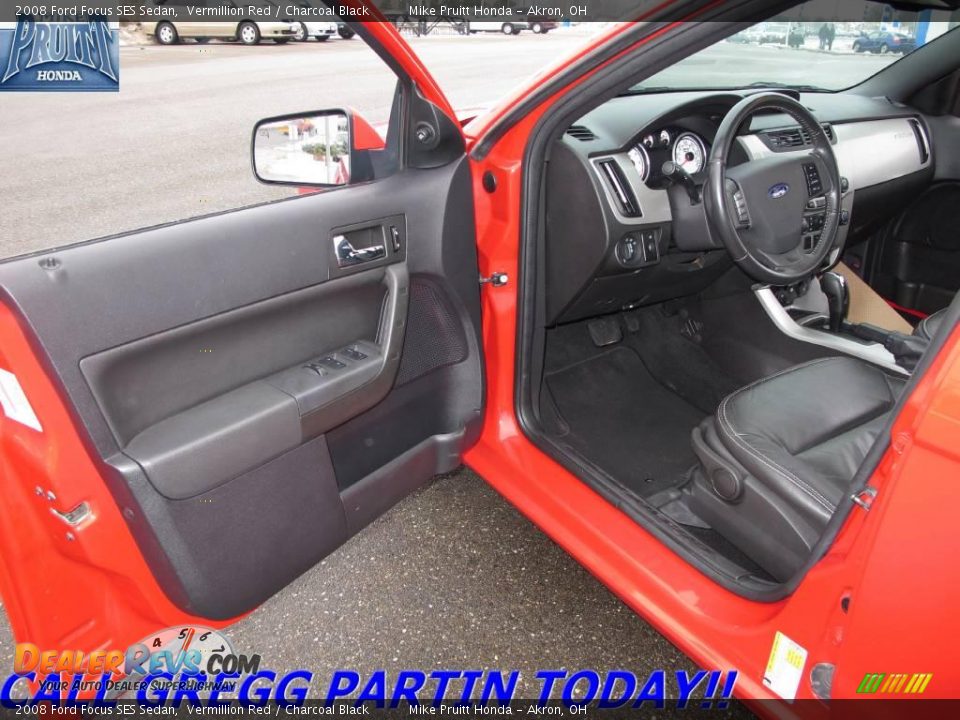 2008 Ford Focus SES Sedan Vermillion Red / Charcoal Black Photo #11