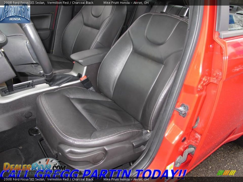 2008 Ford Focus SES Sedan Vermillion Red / Charcoal Black Photo #12