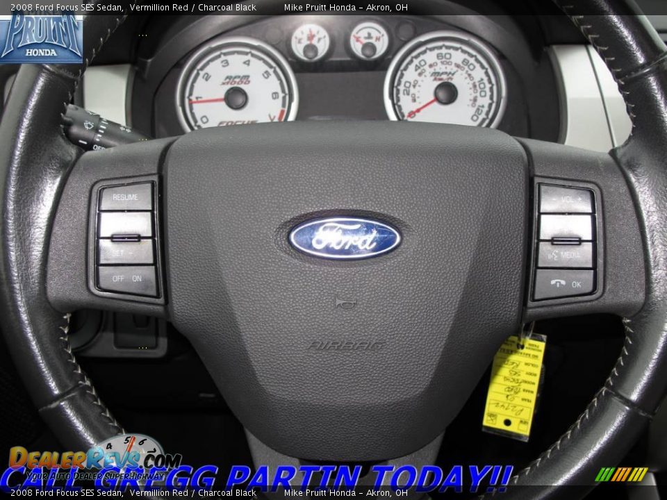 2008 Ford Focus SES Sedan Vermillion Red / Charcoal Black Photo #18
