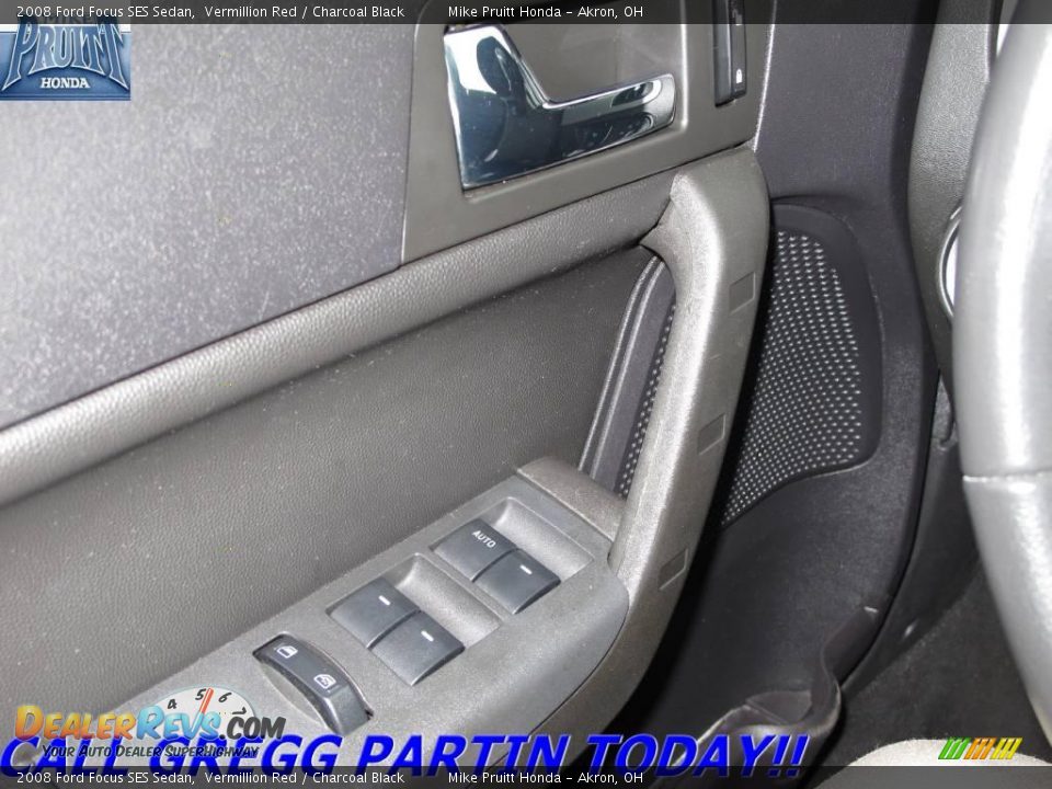 2008 Ford Focus SES Sedan Vermillion Red / Charcoal Black Photo #19