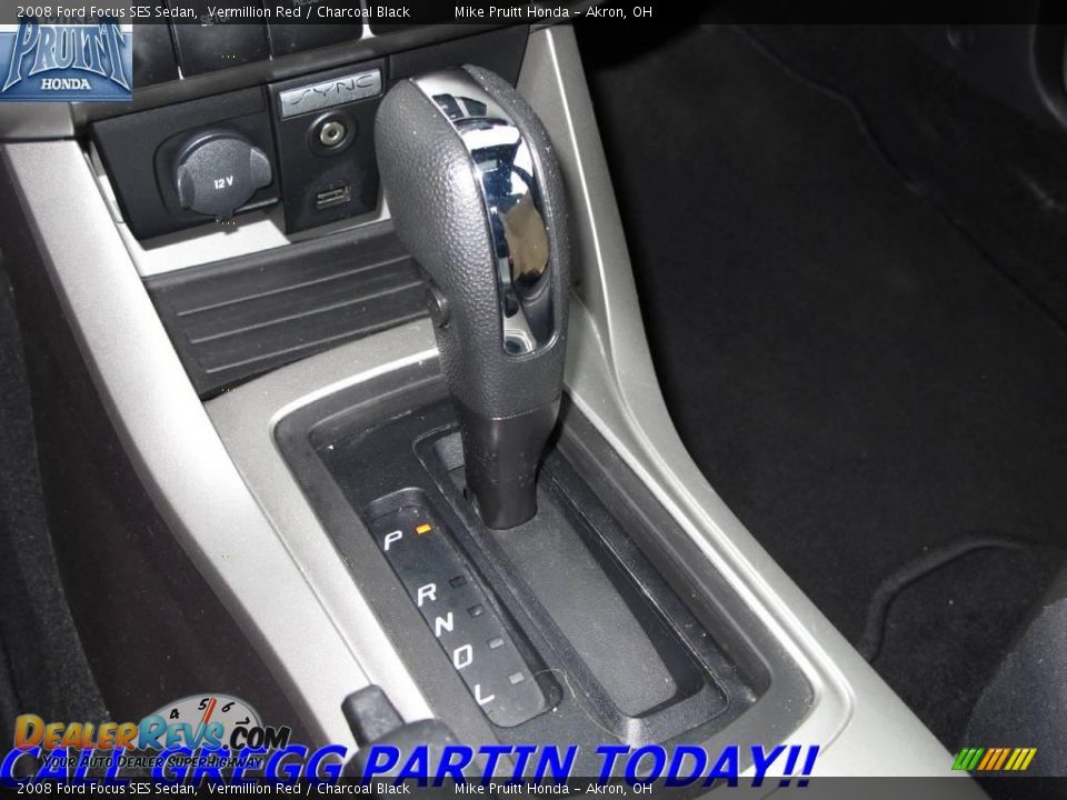 2008 Ford Focus SES Sedan Vermillion Red / Charcoal Black Photo #23