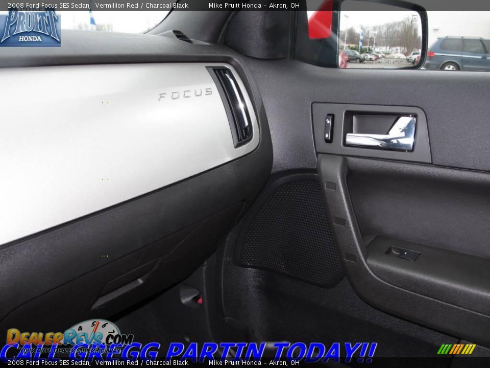 2008 Ford Focus SES Sedan Vermillion Red / Charcoal Black Photo #24