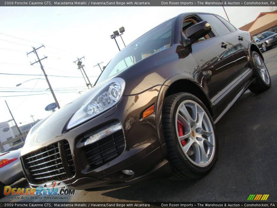 2009 Porsche Cayenne GTS Macadamia Metallic / Havanna/Sand Beige with Alcantara Photo #2