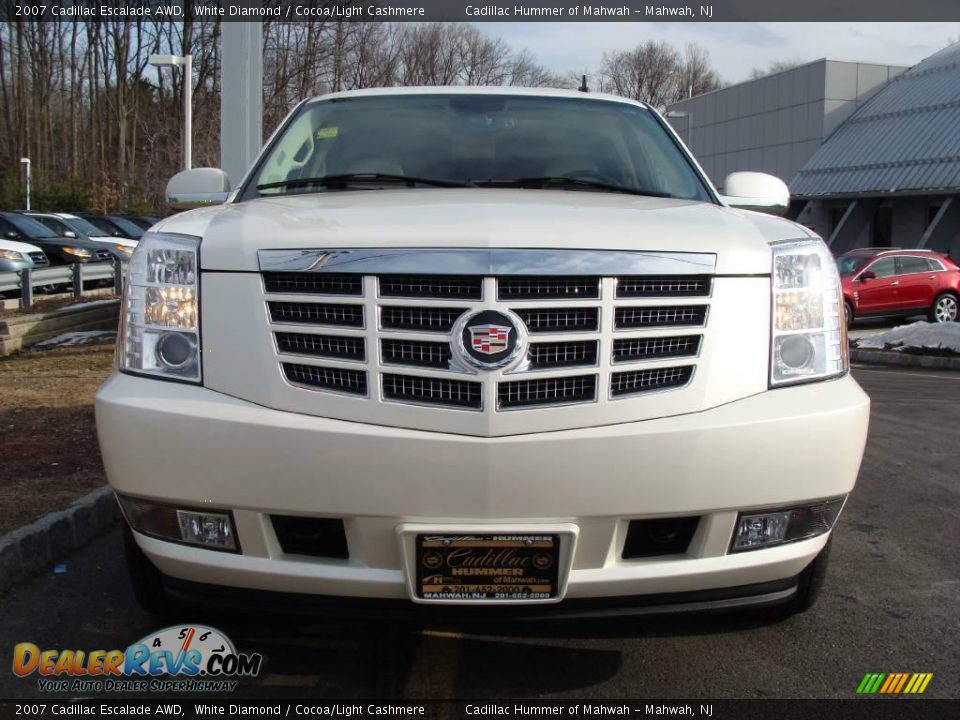 2007 Cadillac Escalade AWD White Diamond / Cocoa/Light Cashmere Photo #2