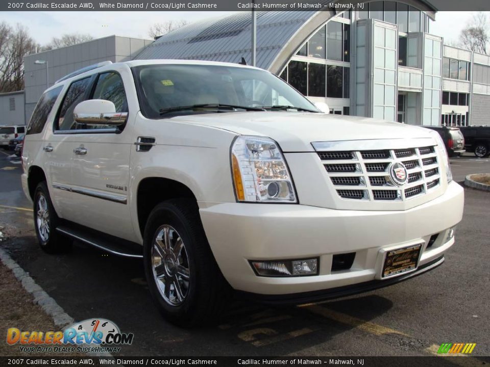 2007 Cadillac Escalade AWD White Diamond / Cocoa/Light Cashmere Photo #3