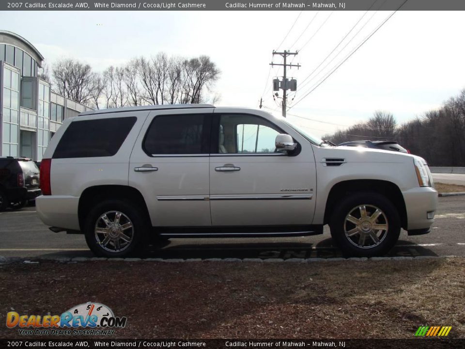 2007 Cadillac Escalade AWD White Diamond / Cocoa/Light Cashmere Photo #4