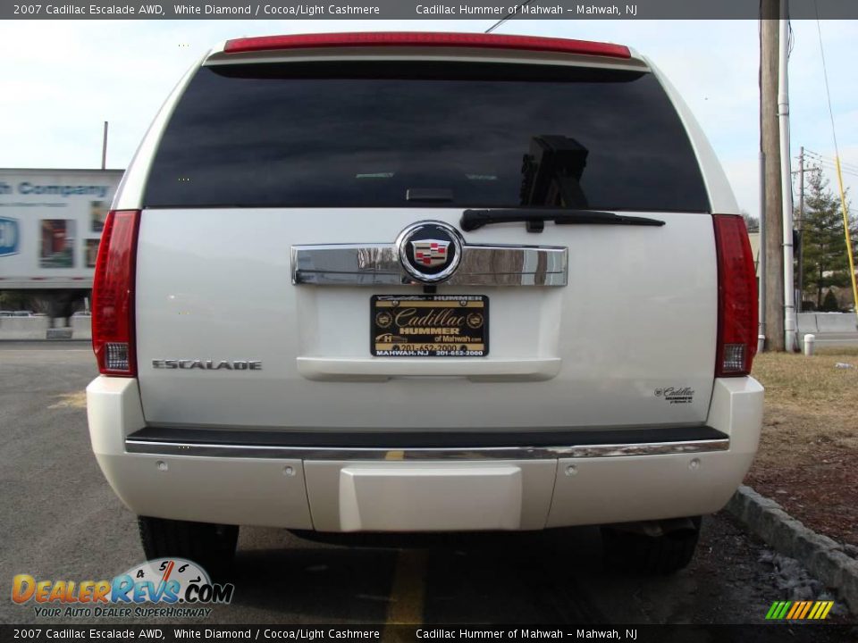 2007 Cadillac Escalade AWD White Diamond / Cocoa/Light Cashmere Photo #6
