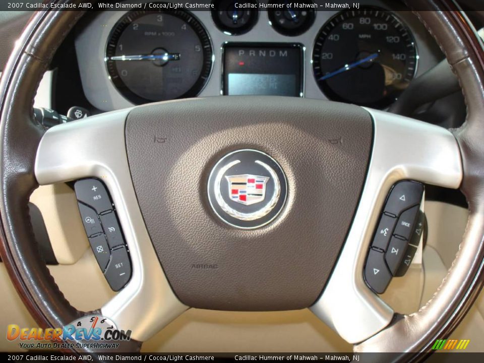 2007 Cadillac Escalade AWD White Diamond / Cocoa/Light Cashmere Photo #25
