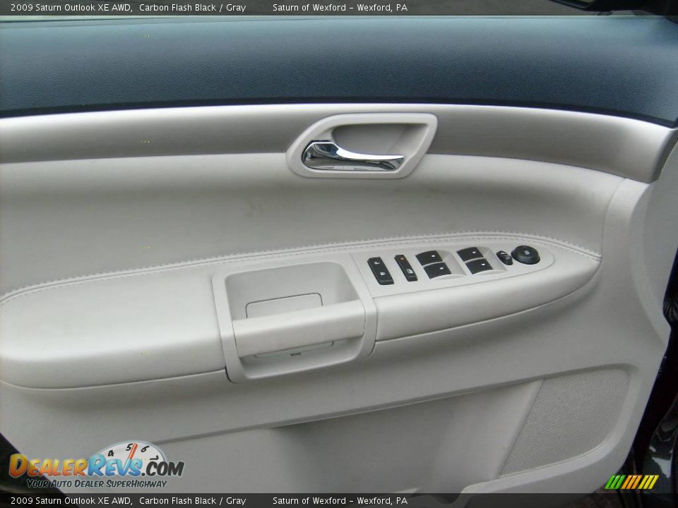 2009 Saturn Outlook XE AWD Carbon Flash Black / Gray Photo #12