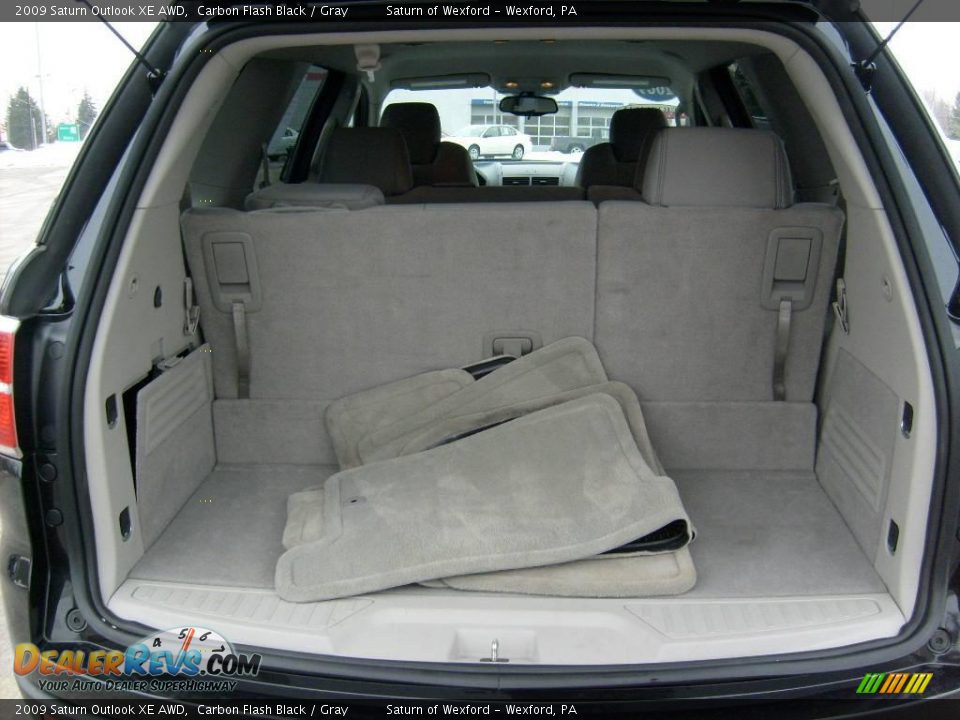 2009 Saturn Outlook XE AWD Carbon Flash Black / Gray Photo #15