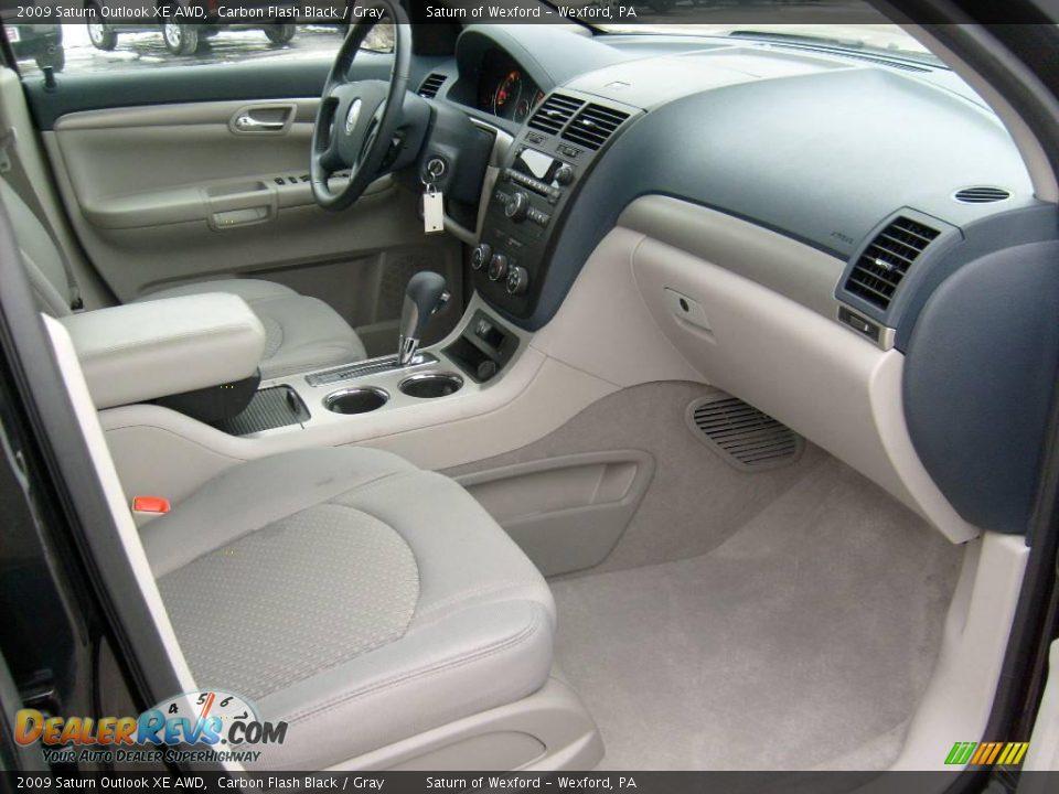 2009 Saturn Outlook XE AWD Carbon Flash Black / Gray Photo #17