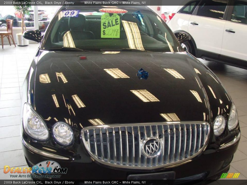 2009 Buick LaCrosse CXL Black Onyx / Ebony Photo #2