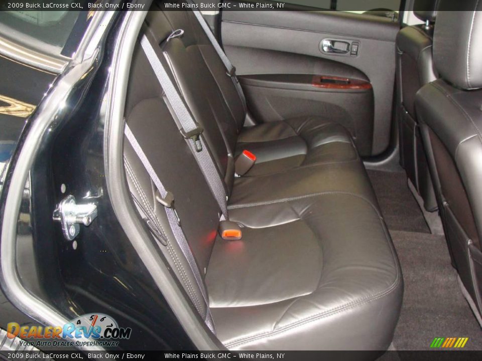 2009 Buick LaCrosse CXL Black Onyx / Ebony Photo #17
