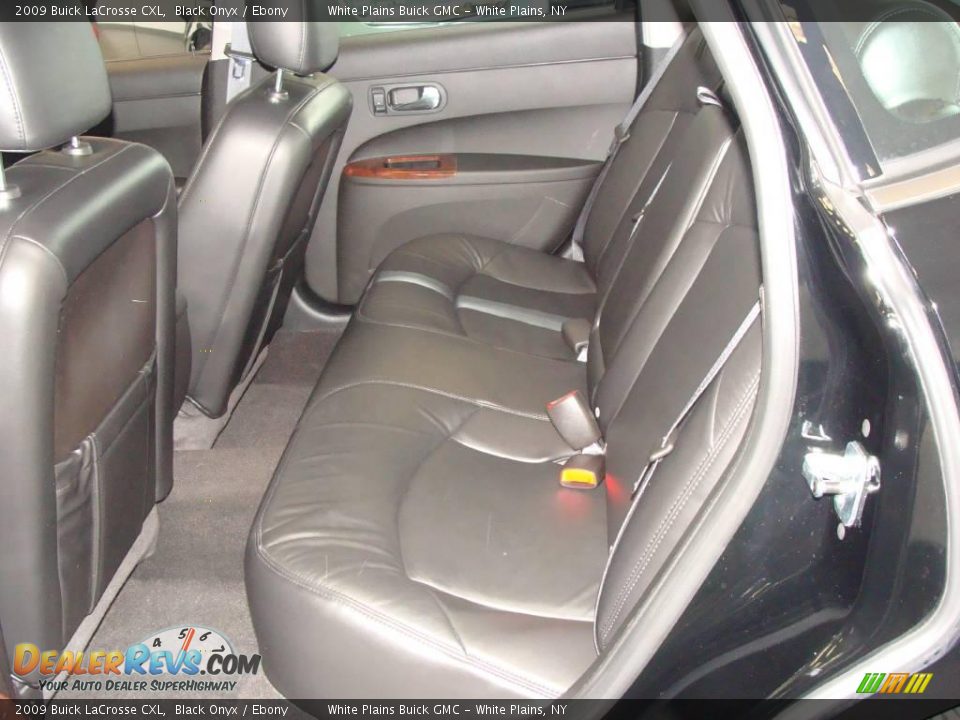 2009 Buick LaCrosse CXL Black Onyx / Ebony Photo #18