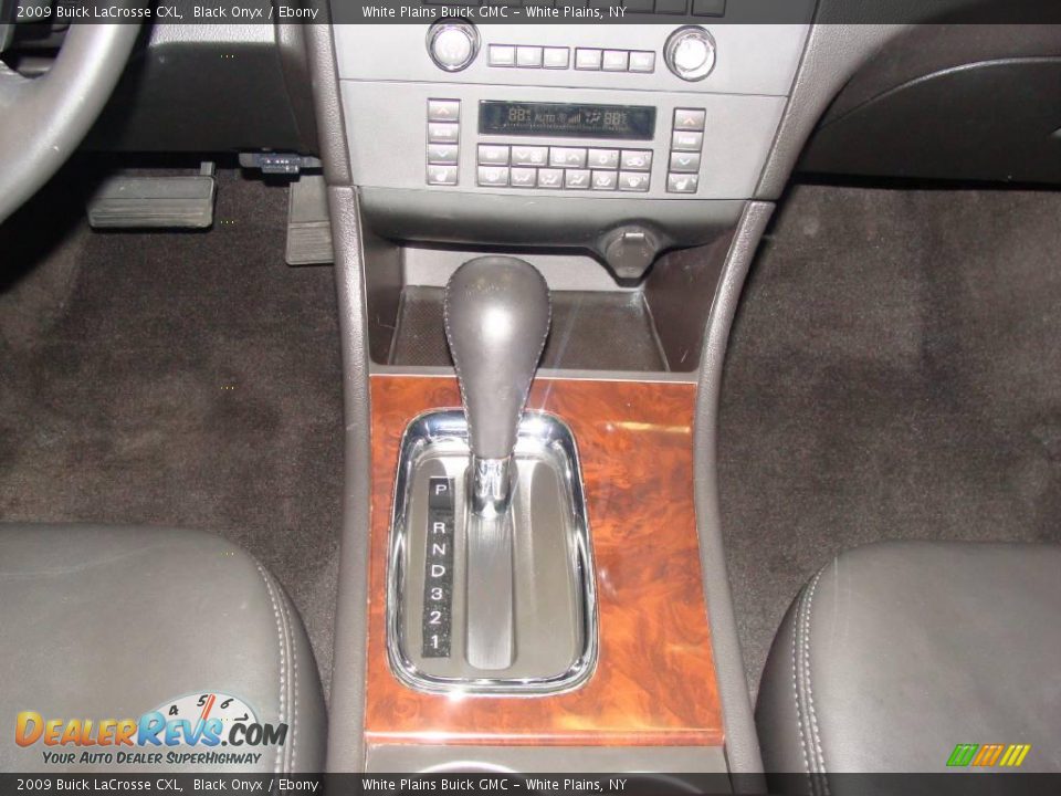 2009 Buick LaCrosse CXL Black Onyx / Ebony Photo #22