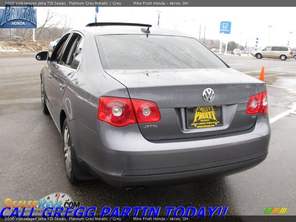 2006 Volkswagen Jetta TDI Sedan Platinum Grey Metallic / Grey Photo #2