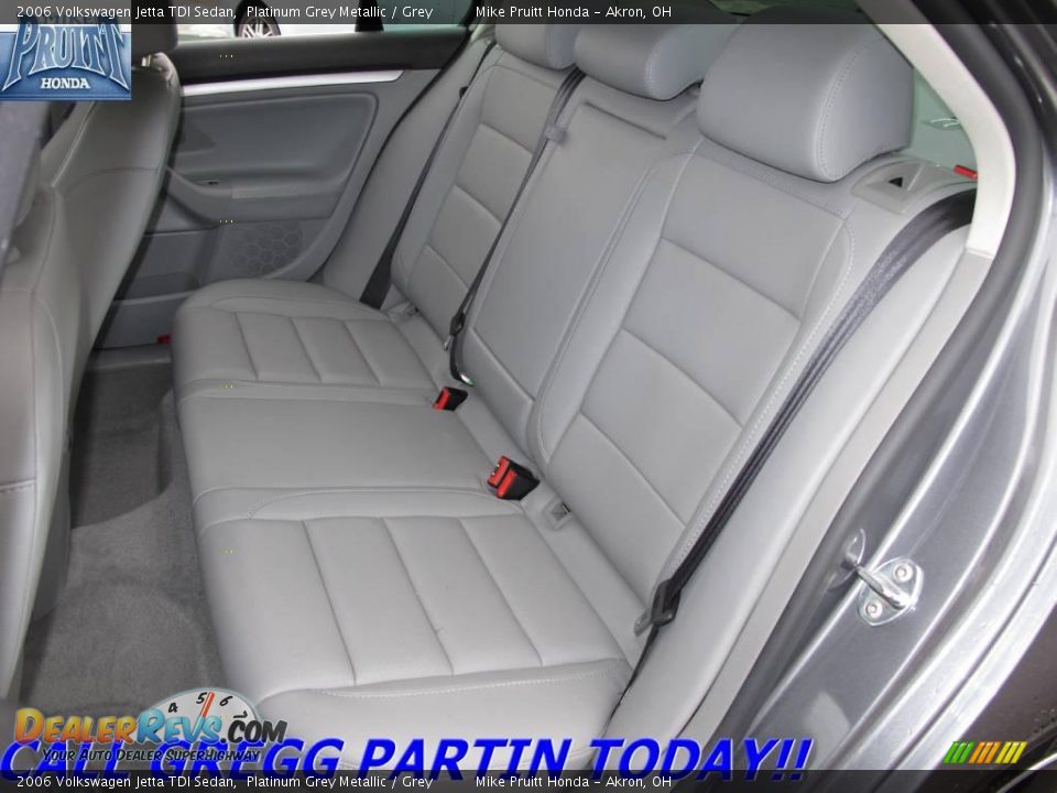 2006 Volkswagen Jetta TDI Sedan Platinum Grey Metallic / Grey Photo #13