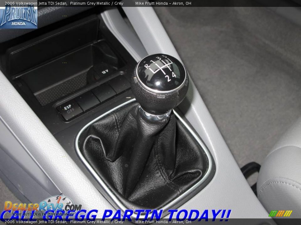 2006 Volkswagen Jetta TDI Sedan Platinum Grey Metallic / Grey Photo #23