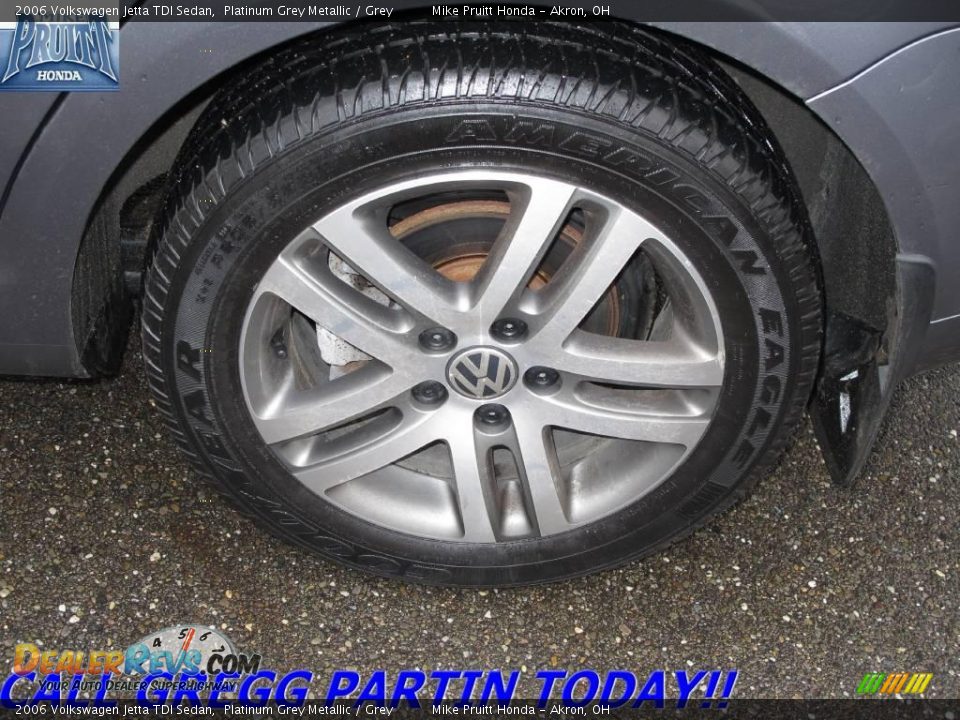 2006 Volkswagen Jetta TDI Sedan Platinum Grey Metallic / Grey Photo #28