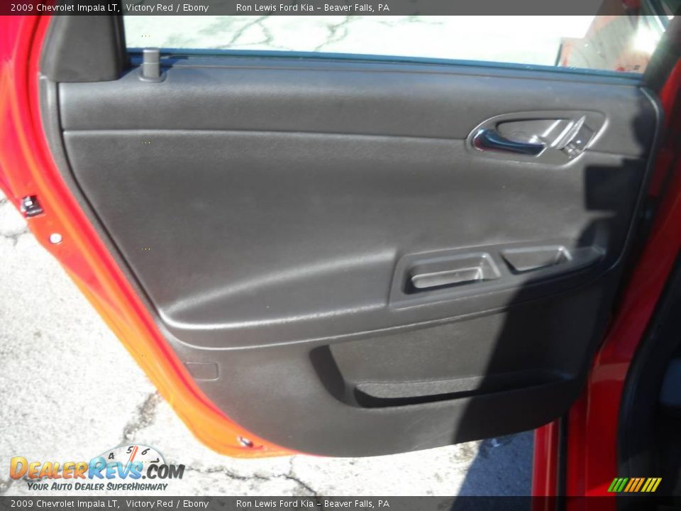 2009 Chevrolet Impala LT Victory Red / Ebony Photo #10