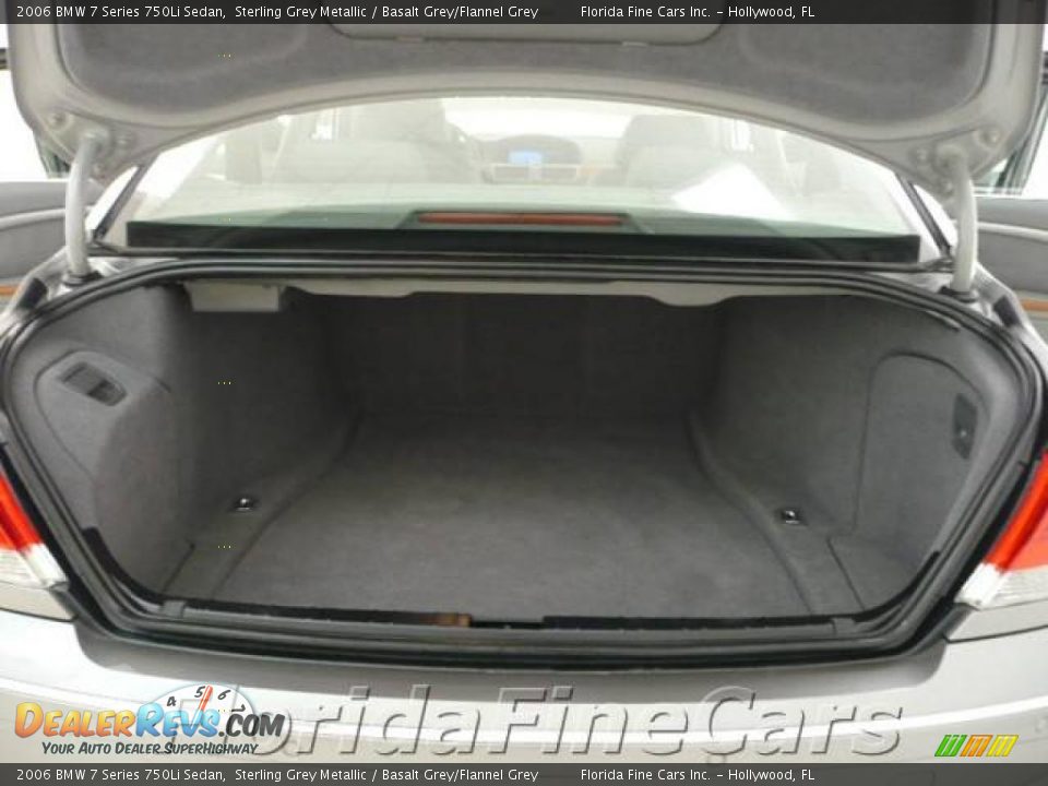 2006 BMW 7 Series 750Li Sedan Sterling Grey Metallic / Basalt Grey/Flannel Grey Photo #10