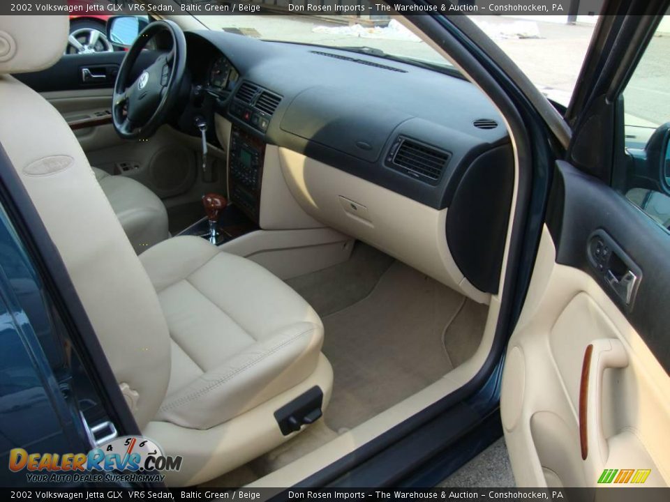 2002 Volkswagen Jetta GLX  VR6 Sedan Baltic Green / Beige Photo #16