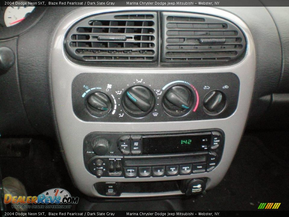 2004 Dodge Neon SXT Blaze Red Pearlcoat / Dark Slate Gray Photo #3