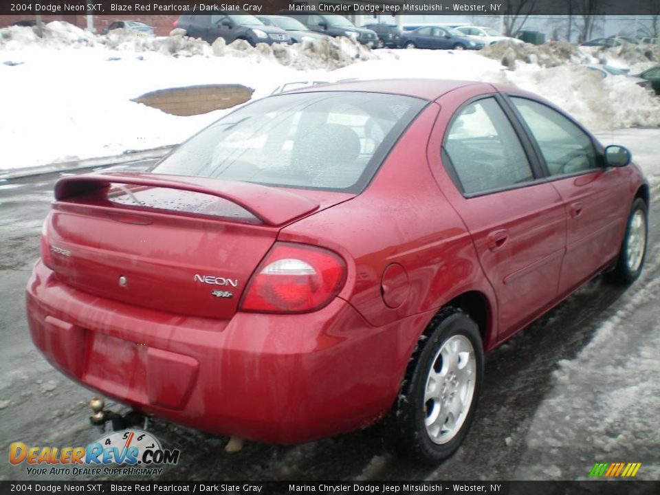 2004 Dodge Neon SXT Blaze Red Pearlcoat / Dark Slate Gray Photo #9