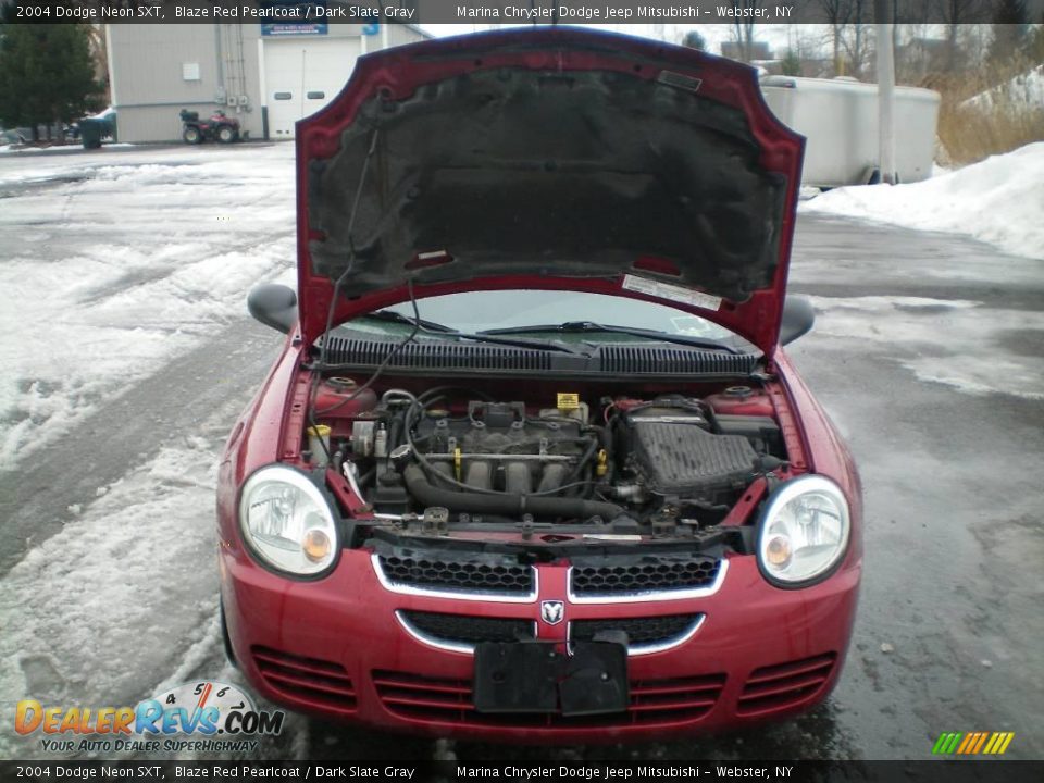 2004 Dodge Neon SXT Blaze Red Pearlcoat / Dark Slate Gray Photo #13