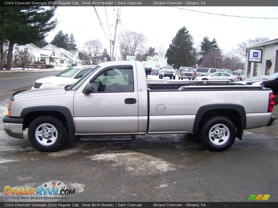 2004 Chevrolet Silverado 1500 Regular Cab Silver Birch Metallic / Dark Charcoal Photo #6