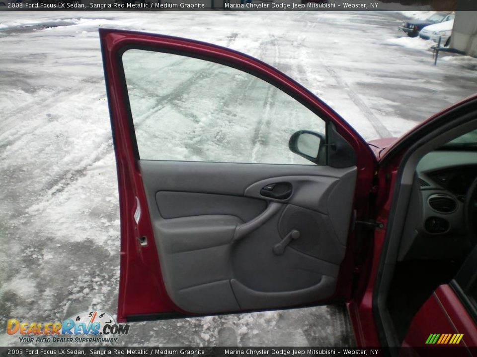2003 Ford Focus LX Sedan Sangria Red Metallic / Medium Graphite Photo #14