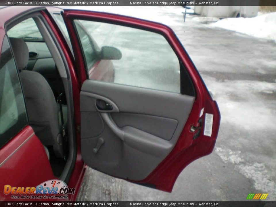 2003 Ford Focus LX Sedan Sangria Red Metallic / Medium Graphite Photo #17