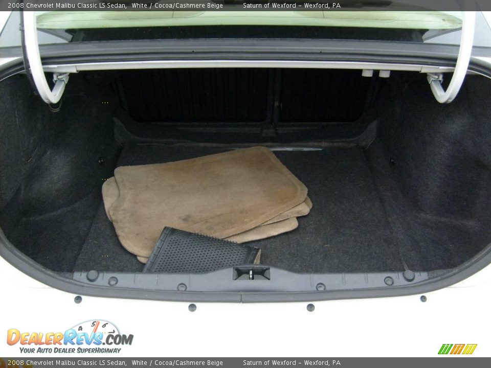 2008 Chevrolet Malibu Classic LS Sedan White / Cocoa/Cashmere Beige Photo #15