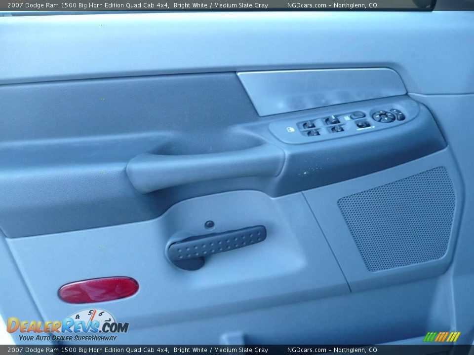 2007 Dodge Ram 1500 Big Horn Edition Quad Cab 4x4 Bright White / Medium Slate Gray Photo #7