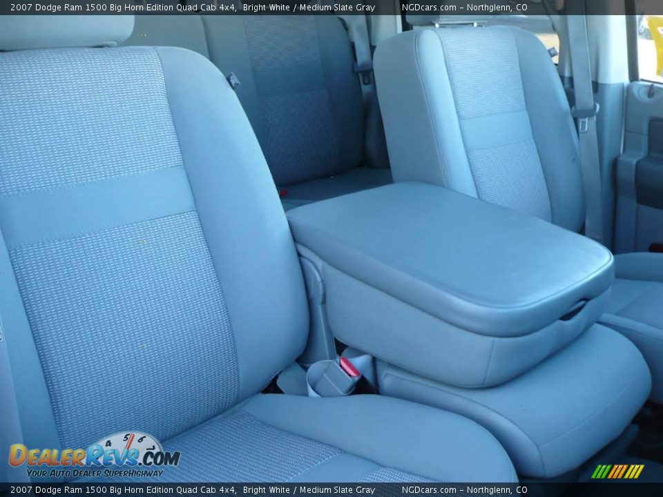 2007 Dodge Ram 1500 Big Horn Edition Quad Cab 4x4 Bright White / Medium Slate Gray Photo #14
