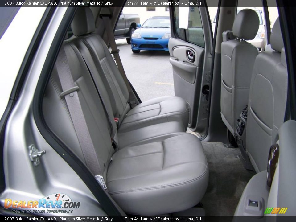 2007 Buick Rainier CXL AWD Platinum Silver Metallic / Gray Photo #15
