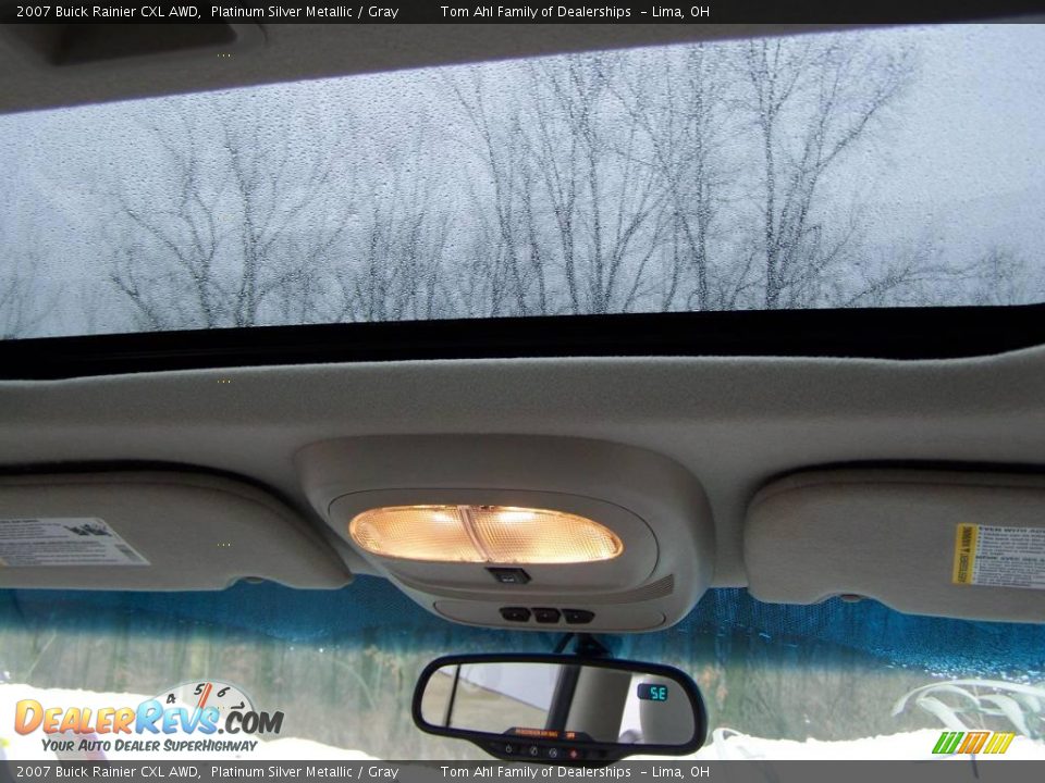 2007 Buick Rainier CXL AWD Platinum Silver Metallic / Gray Photo #18