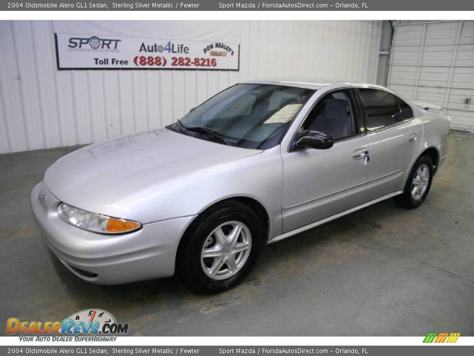 2004 Oldsmobile Alero GL1 Sedan Sterling Silver Metallic / Pewter Photo #4