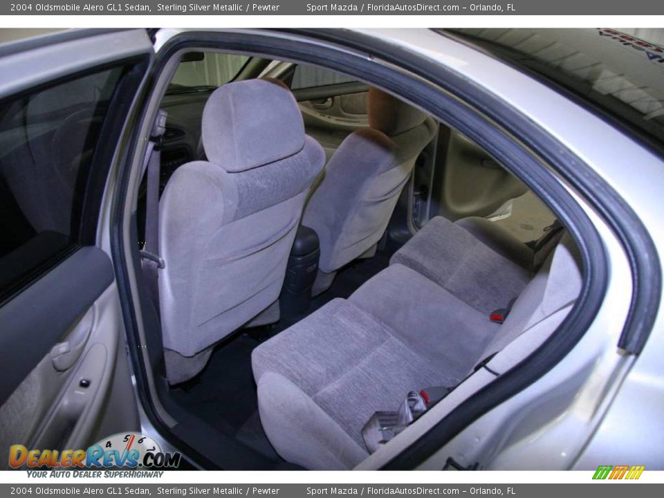 2004 Oldsmobile Alero GL1 Sedan Sterling Silver Metallic / Pewter Photo #13