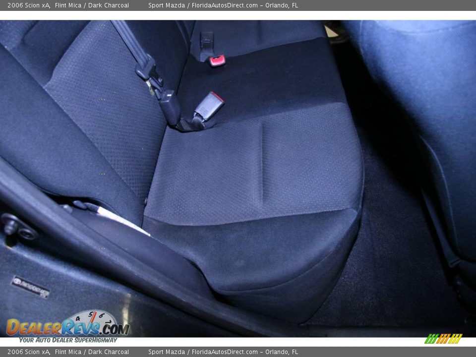 2006 Scion xA Flint Mica / Dark Charcoal Photo #18
