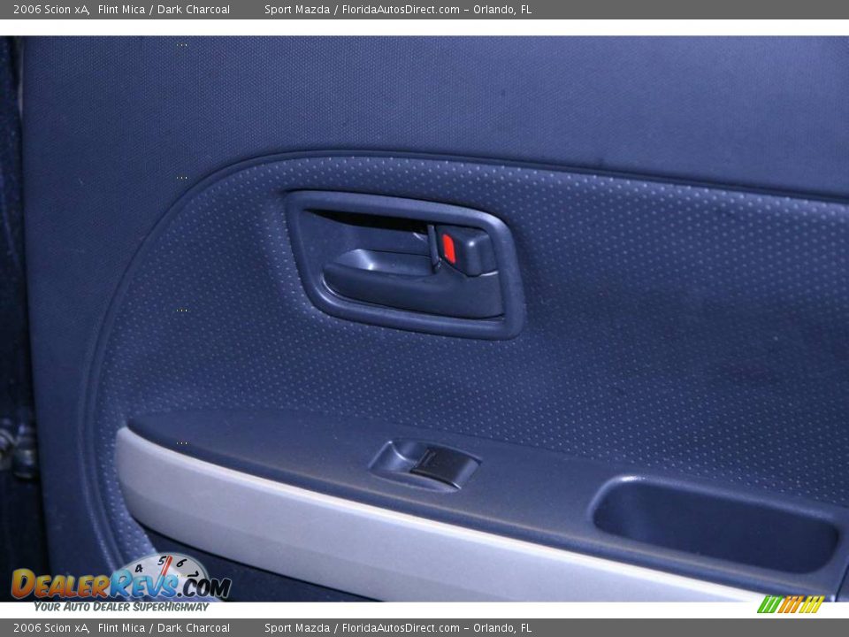 2006 Scion xA Flint Mica / Dark Charcoal Photo #23