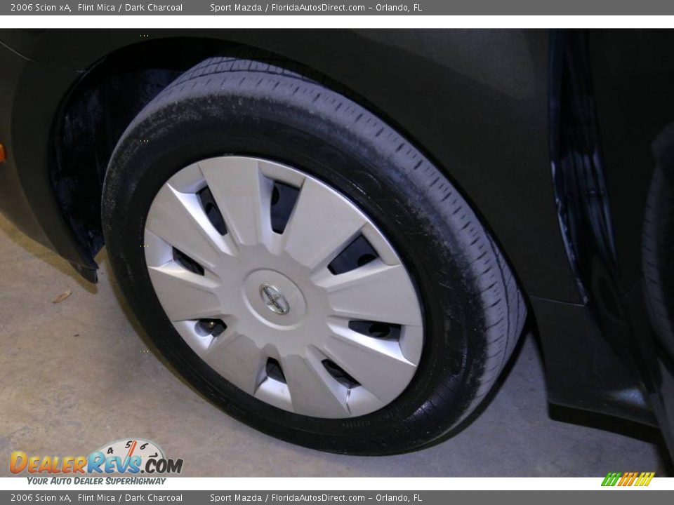 2006 Scion xA Flint Mica / Dark Charcoal Photo #28