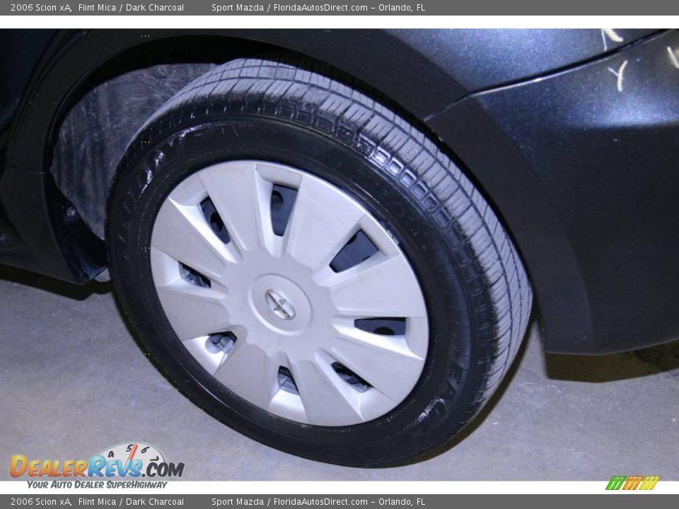 2006 Scion xA Flint Mica / Dark Charcoal Photo #29